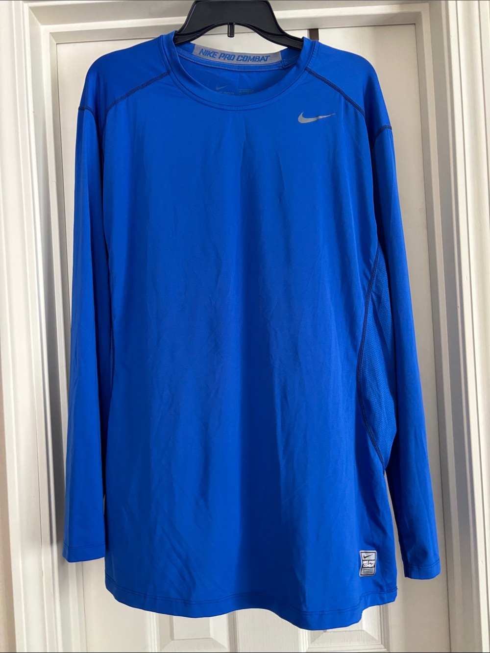 Nike Men’s Long-Sleeve Pro Combat Training Top - Royal Blue XXL